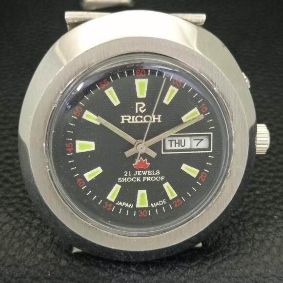 Vintage 1986 Ricoh Automatic Mens Silver Watch W/daydate & Green accents - Picture 4 of 10